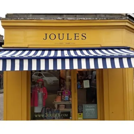 'the Wine Loft' Apartment